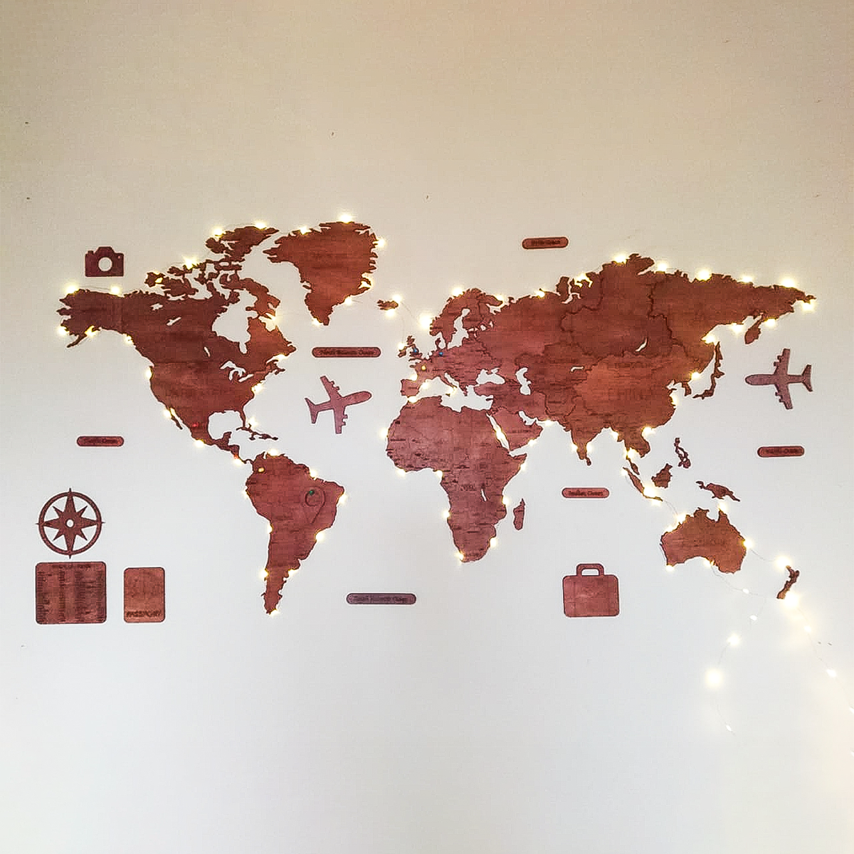 Mapa De Madera del mundo Color Caoba